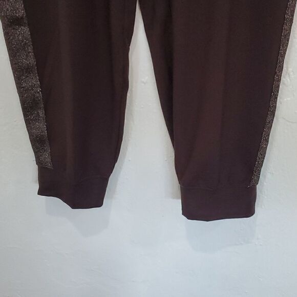 Quaker Factory Joggers  - Picture 4 of 13